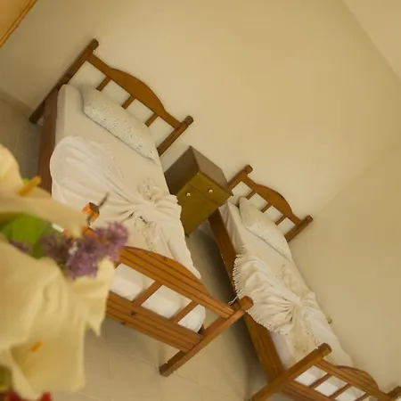 阿尔法公寓酒店